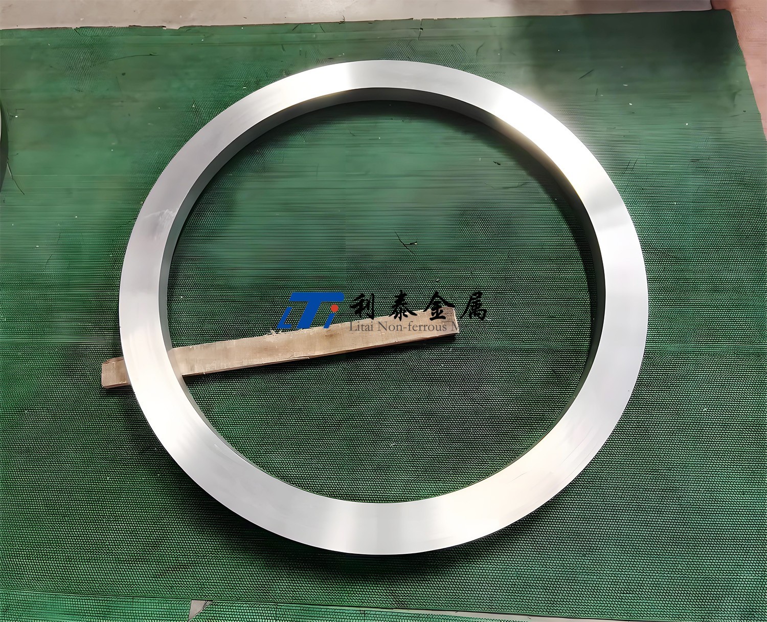 1748316302423818.jpg 76f868d59b5f0ff49a4fbacdd7024f5c.jpg